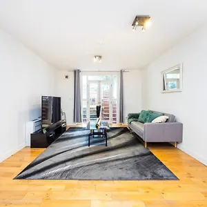 Beautiful With Spacious Garden - Earl's Court Holiday home