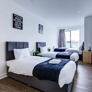 Apartment Canning Town 4-person Flat With Free Parking