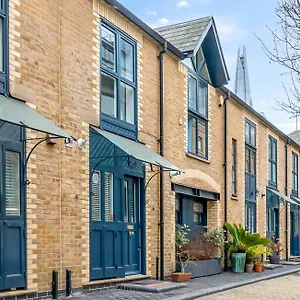 Holiday home Tower Bridge 2 Bedrooms House *