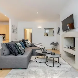 Apartment Modern 2-bed Flat In Earls Court London