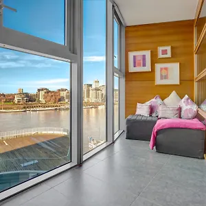 Cozy 1-bed Flat With Gym Access & Charming Vibe Apartment