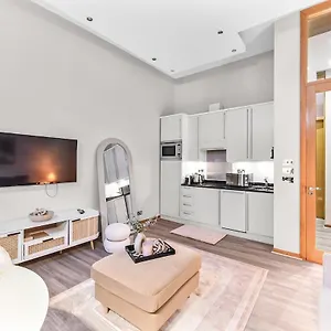 Lux Sleep 4 Flat In Earls Court Apartment