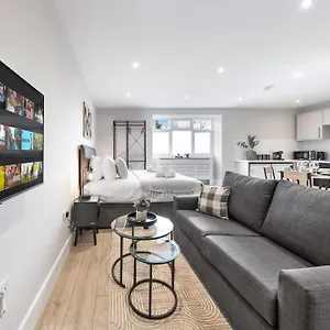 20min To London Modern * New Southgate