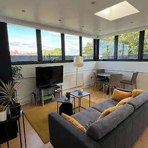 Apartment Quiet Flat In Camden