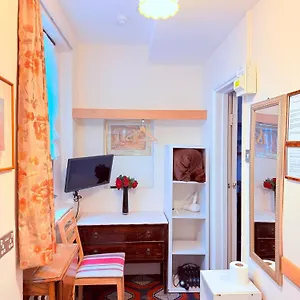 Hotel Albro House 2*