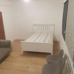Captain Flat Bed And Free Pizza Apartment Eltham