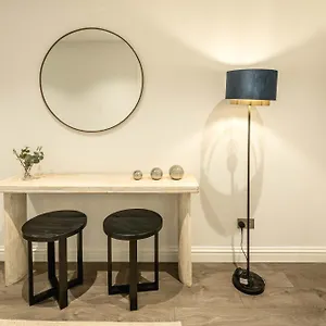 Apartment Brand New 1-bedroom In And Convenient *