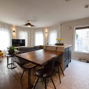 Cosy 2-bedroom 2 Bathroom Flat With Free Parking Apartment *