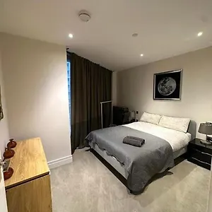 One Bed Flat In Vauxhall
