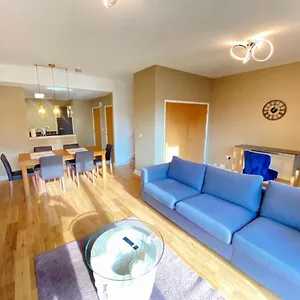 East Side 2 Bed Duplex * London