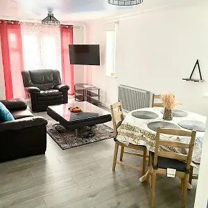 Apartmán The Grand Forsyth - Two Bedroom Dagenham