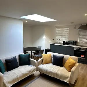 Apartment Modern 2-bed Flat In Euston *