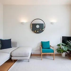 Apartment Cosy 1 Bed Apartment, De Beauvoir, N1