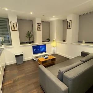 Sleep 9 20 Mins From Waterloo Bp172 Apartment *