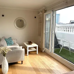 Private Flat In Kensington W Terrace Apartment