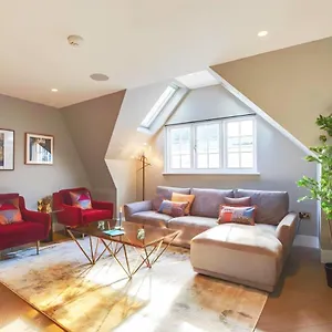 Soho Living - Elegant In The Heart Of Theatreland London