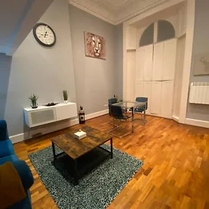 Inverness Terrace Apartment London