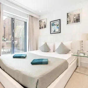 Apartment Bond Street *