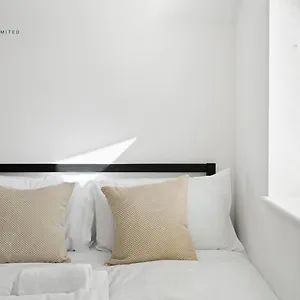 Ttsa - - Junction - B4 Apartment *