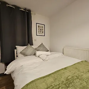 E1 Luxury Flat Campsite