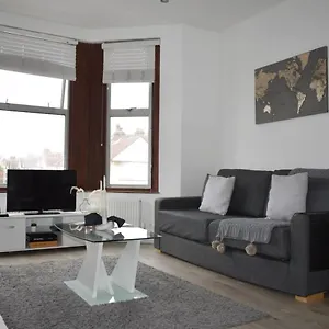 Holiday home Modern 1 Bedroom In