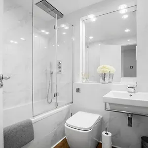 Modern Luxe 1 Bedroom With Location