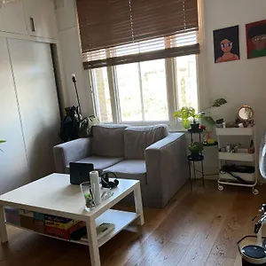 Maisonette Flat In Putney Apartment *