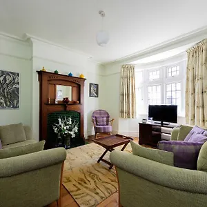 Veeve - Brackenbury Holiday home *