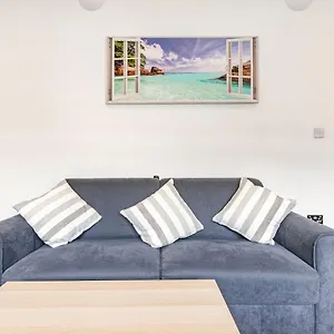 Zone 2 Spacious Two-bedroom With Parking Apartment
