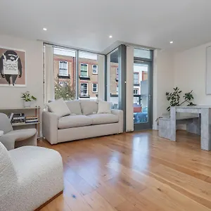 Apartment The Angel Residence, Sleeps 4 London