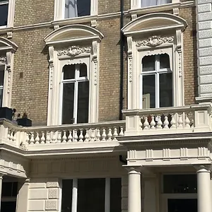 Opening Offers - Awesome Very Flat In Famous Notting Hill With A Balcony * London