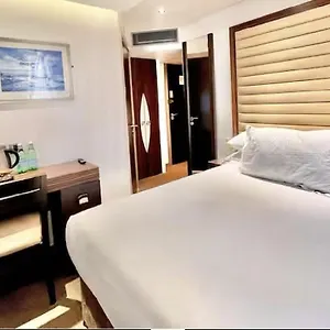 Apartment Boutique 202 *