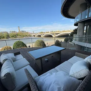 Apartment Estatesmen Chelsea Bridge Flat *