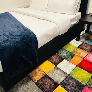 Cosy And Comfy * Londra