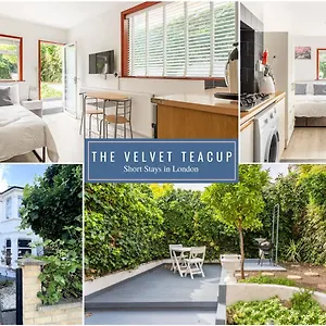 Stylish Ground Floor Garden Flat Nr