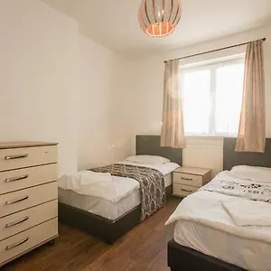 Apartment 2 Bantry House