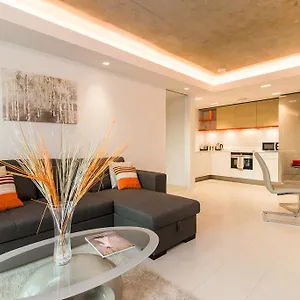 Apartment Royal Style - 5 Mins Walk To Excel *