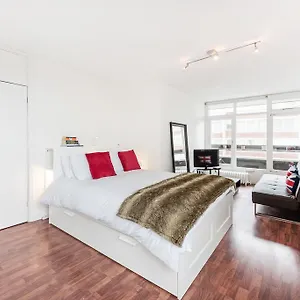 Apartment Beak Street London