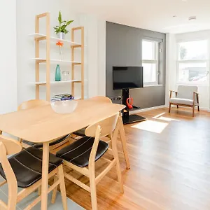 Ibis House By Viridian *