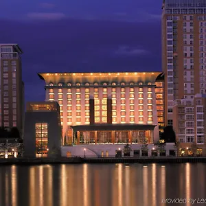 Four Seasons Canary Wharf Hotel London