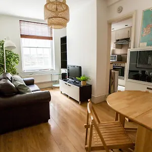Bloomsbury By Allo Housing Apartment *