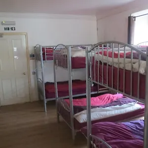 4 Star Piccadilly Hotel 2*