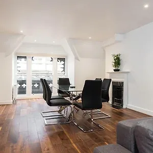 Fleet Street 4 Apartment London