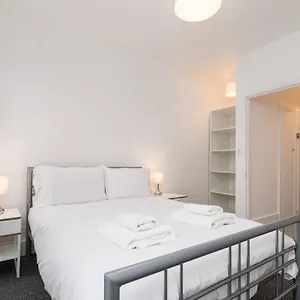 Apartment Guestready - Modern 2-bed For 4 In Golders Green!