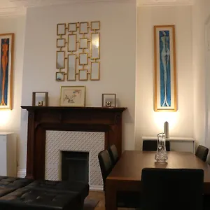 Homestay Victoria Style Flat Near Victoria Station