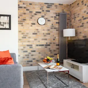 Continental In Central Camden Apartment London