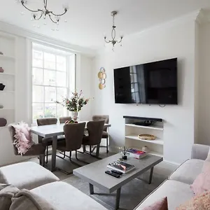 Star Street By Lime Street Apartment London