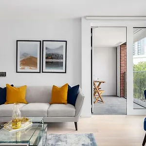 Apartment Two Bedroom Serviced With Balcony In Weymouth Building, Deacon Street