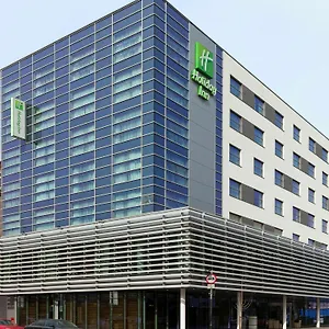 Commercial Road Hotel 4*