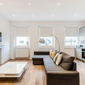 Bright 1 Bedroom Apt In Kensington Olympia Apartment London